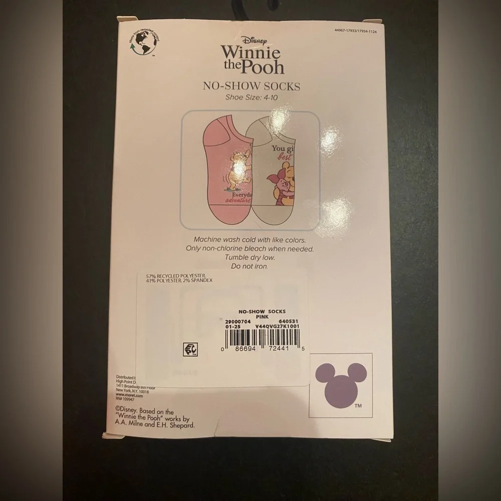Woman's 6 Pair No Show Socks Size 4-10 Hello Kitty Winnie the Pooh Queen Screams